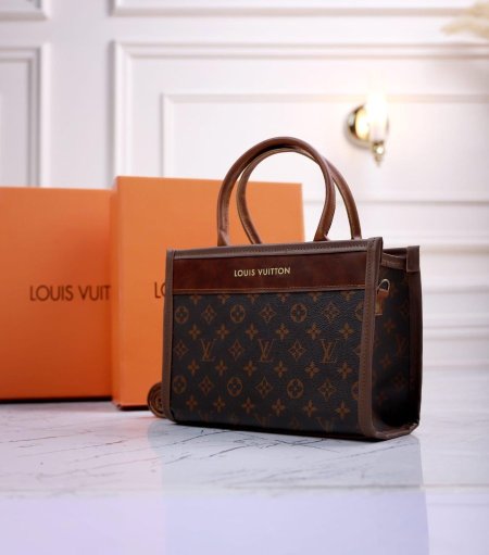 حقيبه LOUIS VUITTON